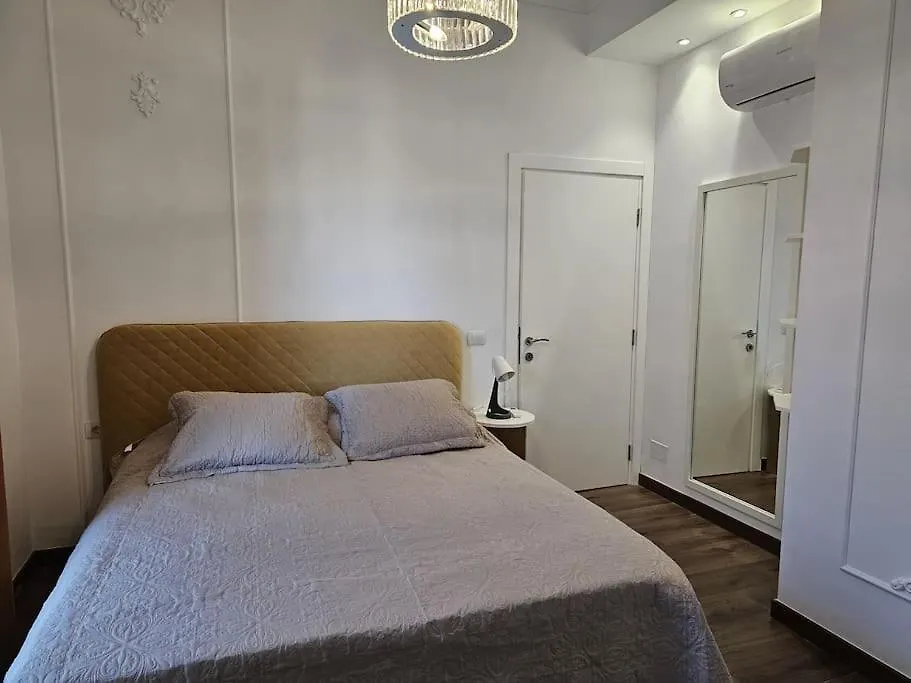 Deluxe Flat With Garden_Tirana Διαμέρισμα 0*, Τίρανα